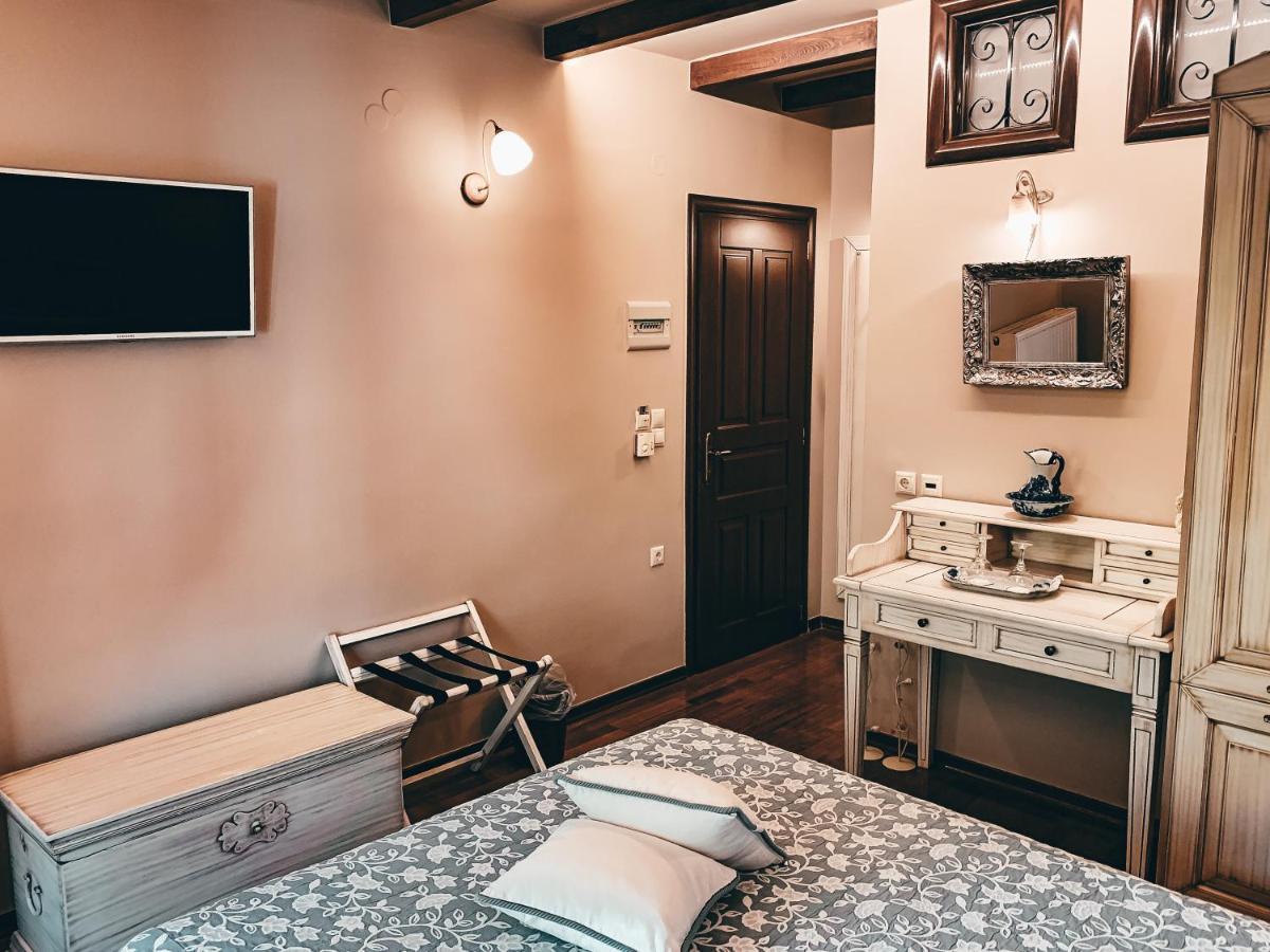 Elena Guesthouse كالامباكا المظهر الخارجي الصورة
