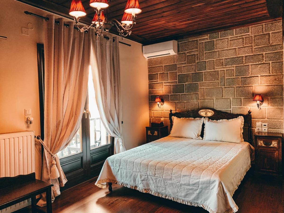 Elena Guesthouse كالامباكا المظهر الخارجي الصورة