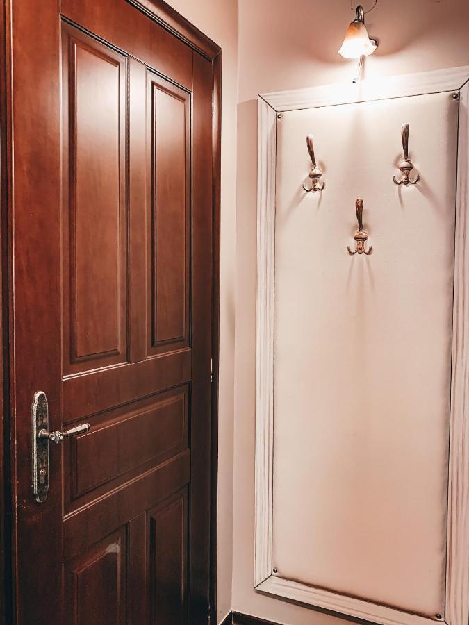 Elena Guesthouse كالامباكا المظهر الخارجي الصورة