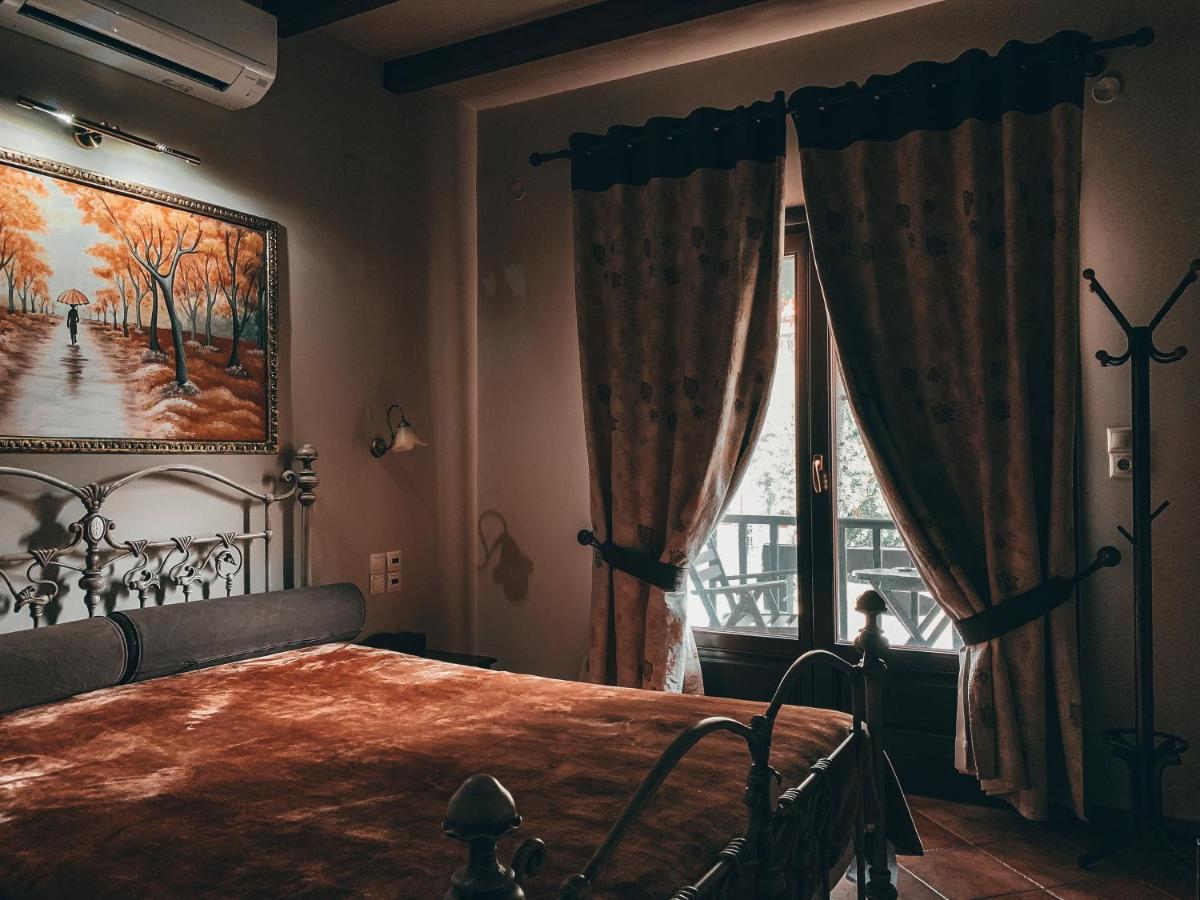 Elena Guesthouse كالامباكا المظهر الخارجي الصورة