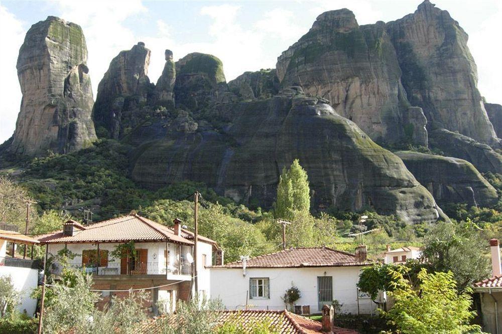 Elena Guesthouse كالامباكا المظهر الخارجي الصورة